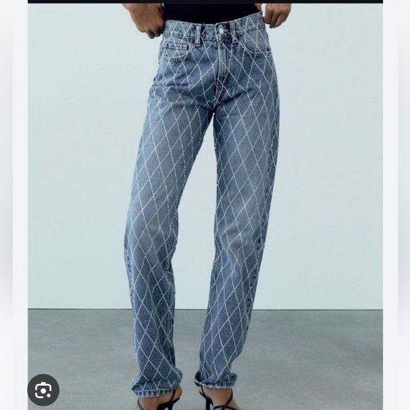 Zara TRF Mid Rise Rhinestone Jeans - Picture 2 of 3